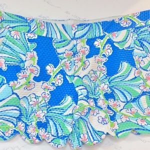 Lilly Pulitzer Buttercup Shorts - size 4